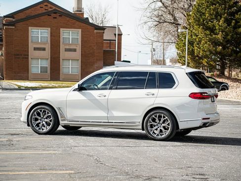 Used 2022 BMW X7 xDrive40i w/ Executive Package image 7