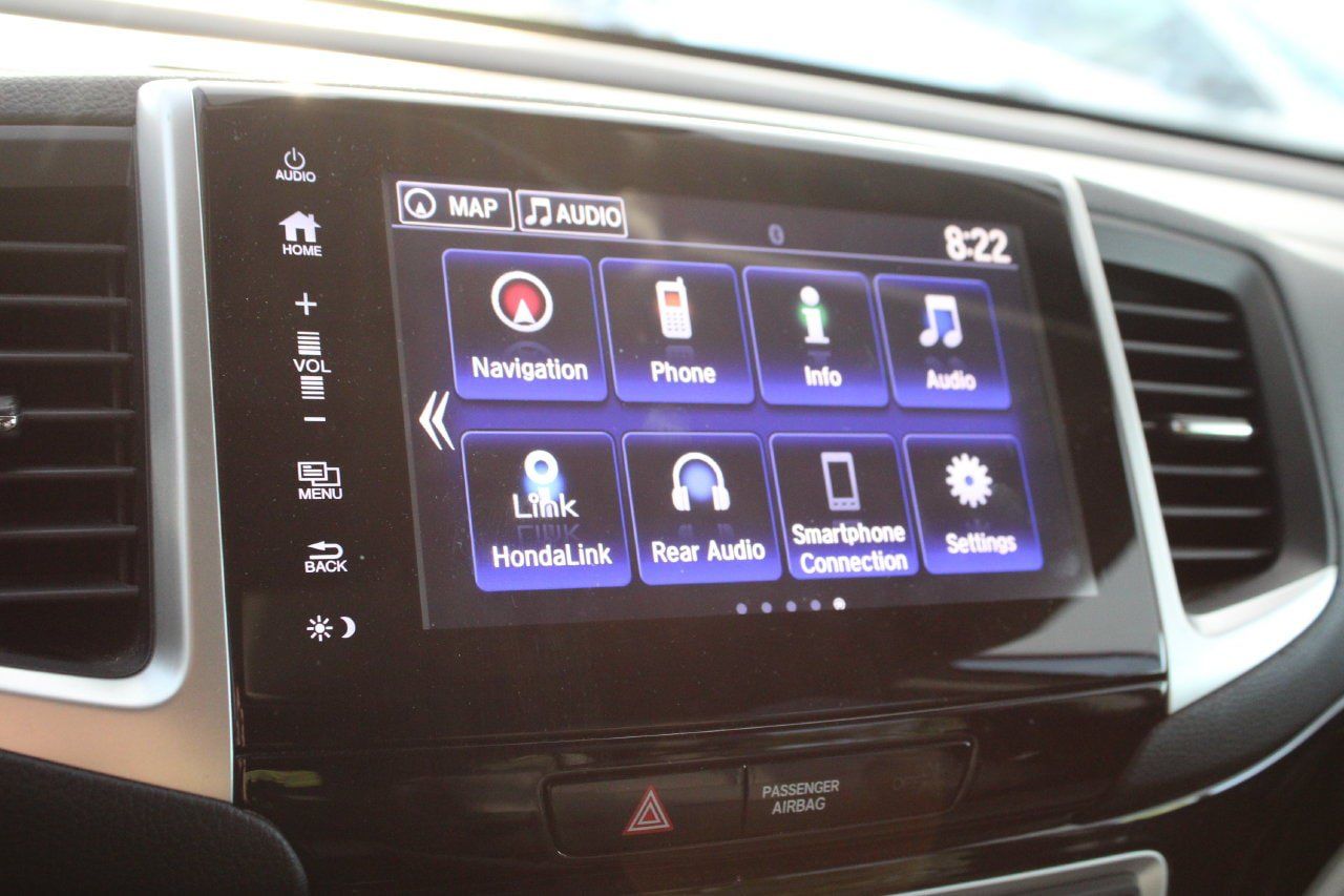 Used 2017 Honda Pilot Touring image 17