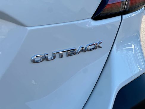 Certified 2025 Subaru Outback Limited image 18