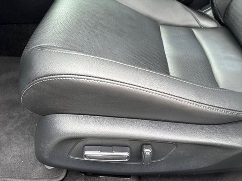 Used 2025 Honda Civic Sport image 15