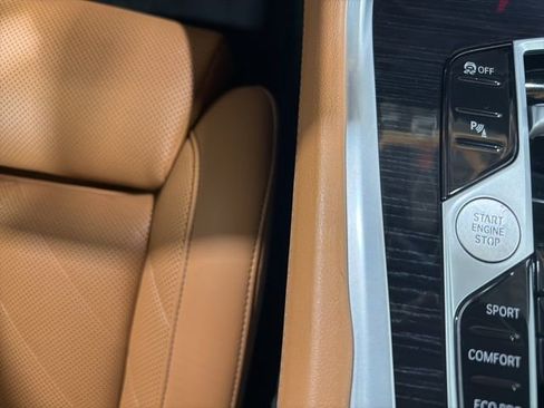 Certified 2024 BMW X6 xDrive40i w/ Parking Assistance Package AWD/4WD image 38