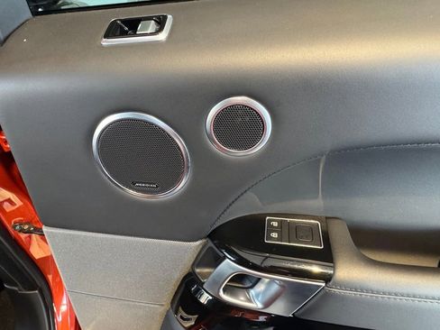 Used 2022 Land Rover Range Rover Sport SVR image 33