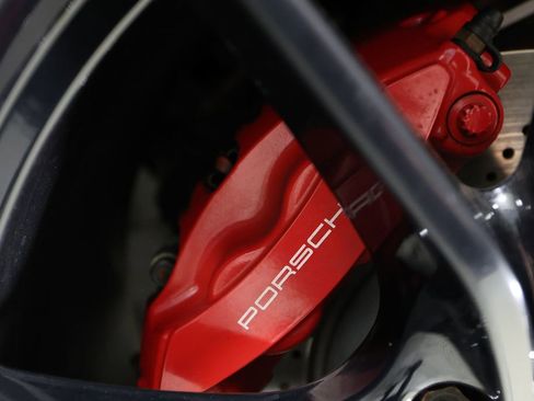 Used 2018 Porsche 911 Carrera S image 47