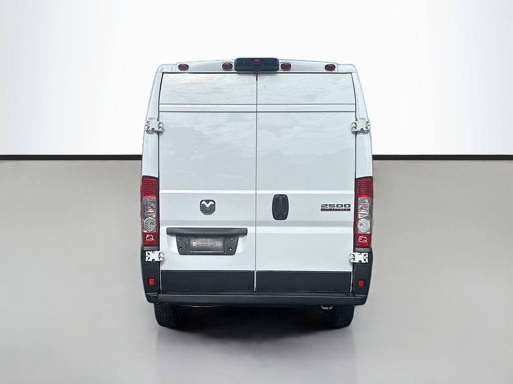 Used 2024 RAM ProMaster 2500 w/ Convenience Group FWD image 4