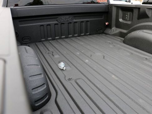 New 2026 Ford F250 Lariat w/ Black Appearance Package image 11