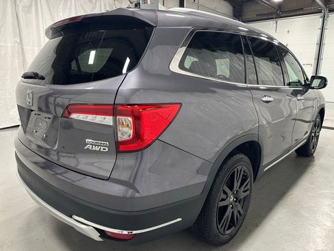 Used 2022 Honda Pilot Touring image 7