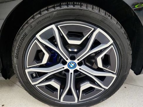 Used 2024 BMW iX xDrive50 w/ Sport Package AWD/4WD image 75