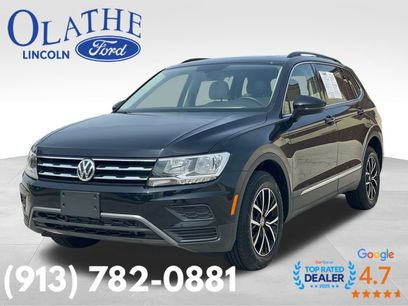 Used 2021 Volkswagen Tiguan SE w/ Panoramic Sunroof Package