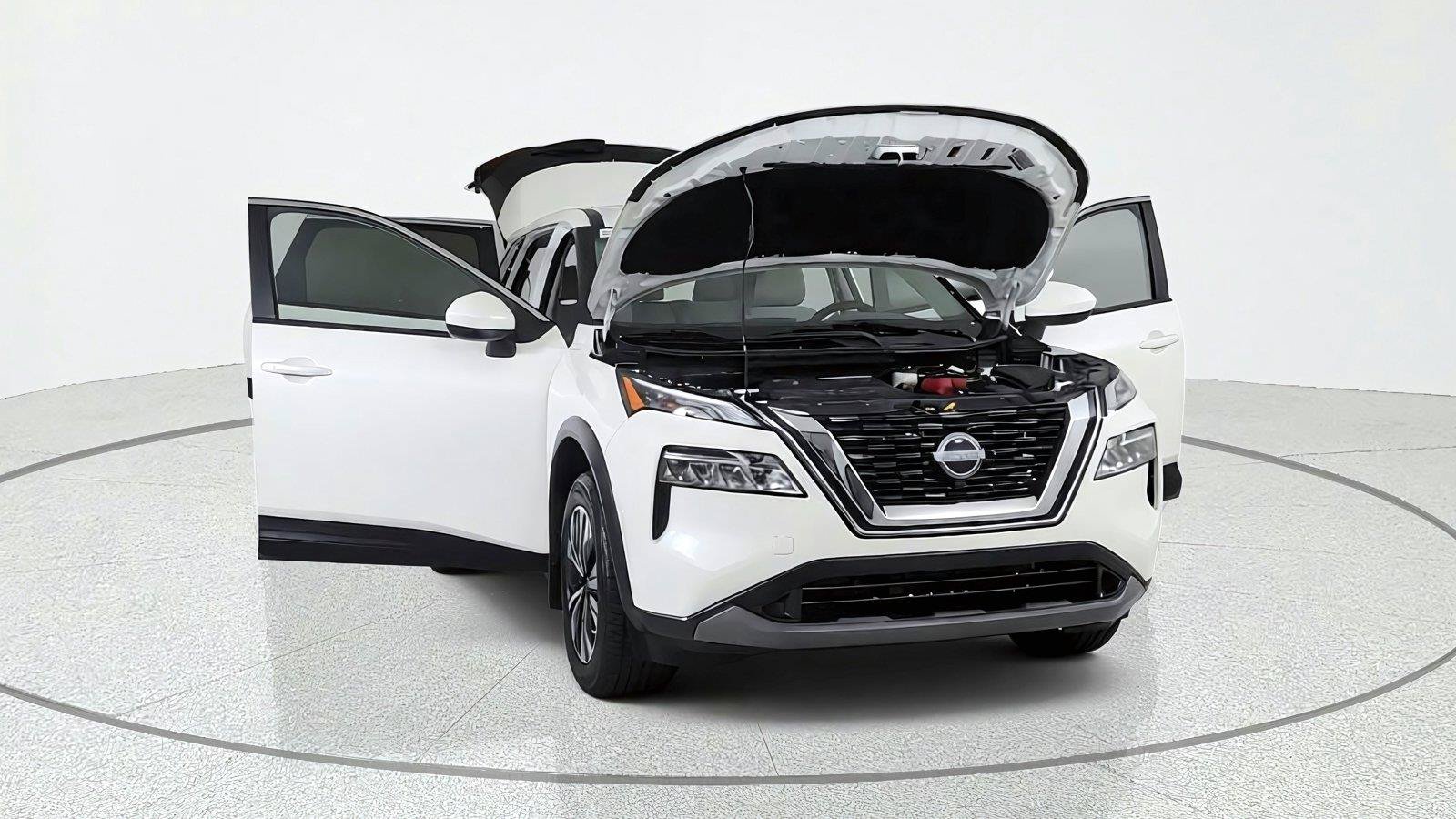 Used 2023 Nissan Rogue SV FWD image 9