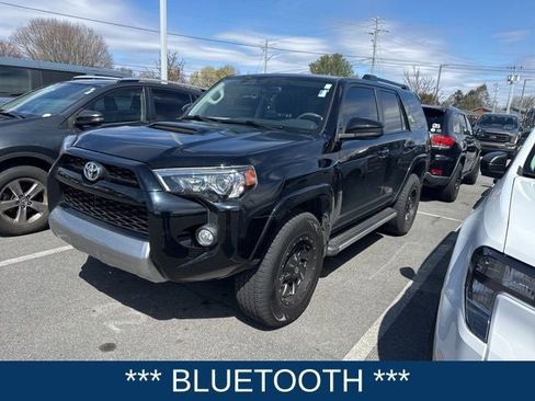 Used 2019 Toyota 4Runner TRD Off-Road image 3