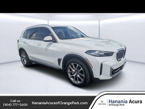 Used 2024 BMW X5 sDrive40i w/ Parking Assistance Package RWD image 1