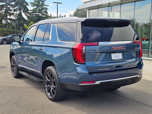 Used 2025 GMC Yukon Elevation AWD/4WD image 3