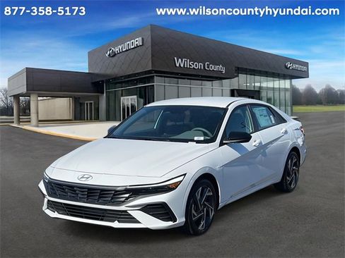 Certified 2025 Hyundai Elantra Sport image 1