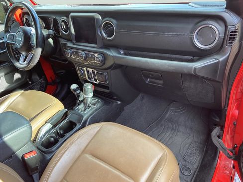 Used 2020 Jeep Gladiator Overland w/ Popular Equipment Package image 30