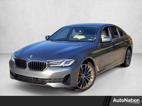 Used 2022 BMW 530i w/ M Sport Package image 1