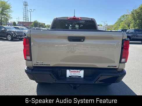 Used 2024 Chevrolet Colorado ZR2 w/ Technology Package AWD/4WD image 6