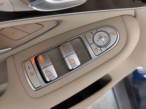 Used 2019 Mercedes-Benz GLC 300 image 15