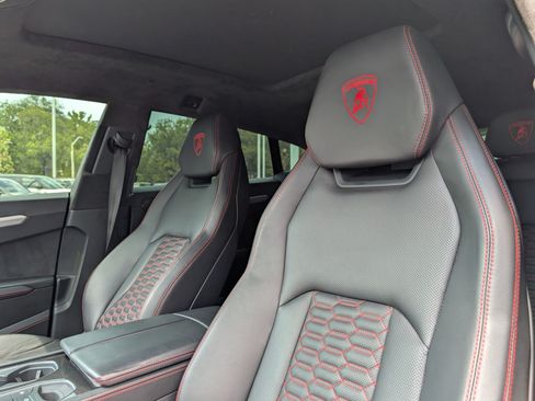 Used 2020 Lamborghini Urus AWD/4WD image 15
