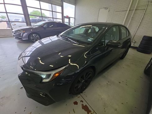 Used 2023 Toyota Corolla SE w/ SE Premium Package image 1