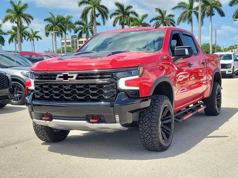 Used 2023 Chevrolet Silverado 1500 ZR2 w/ Technology Package image 3