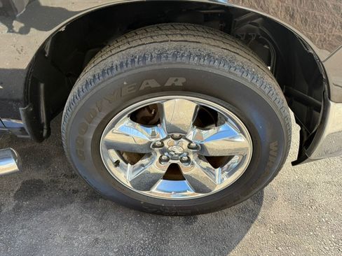 Used 2017 RAM 1500 Big Horn image 9