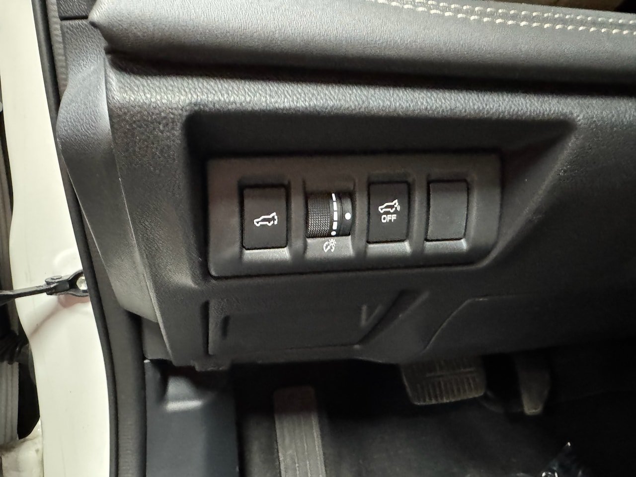 Used 2024 Subaru Outback Limited AWD/4WD image 18