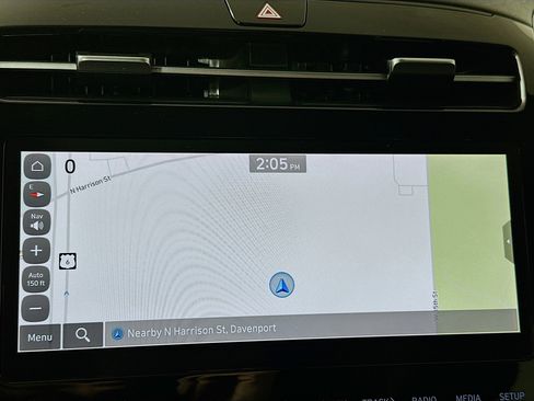 Used 2022 Hyundai Santa Cruz Limited image 13