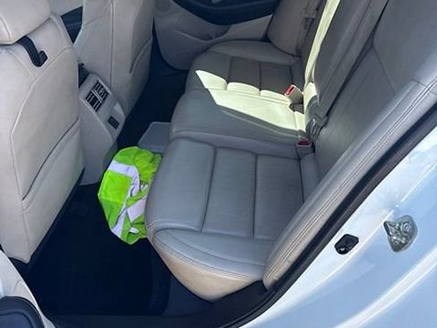 Used 2018 Nissan Maxima 3.5 SL FWD image 10