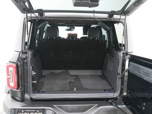 Used 2022 Ford Bronco Outer Banks AWD/4WD image 16