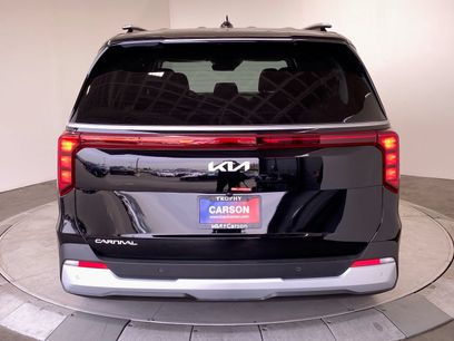 New 2026 Kia Carnival EX