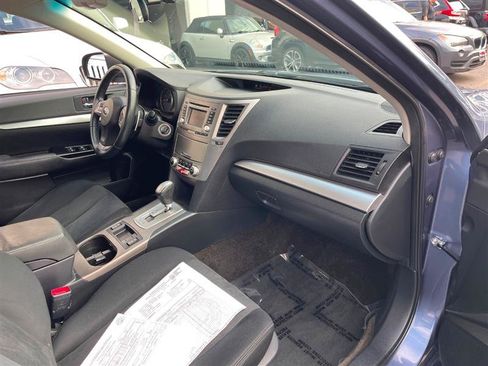 Used 2014 Subaru Legacy 2.5i Premium AWD/4WD image 32