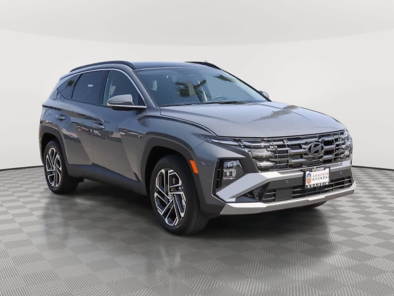 New 2026 Hyundai Tucson Limited FWD image 3