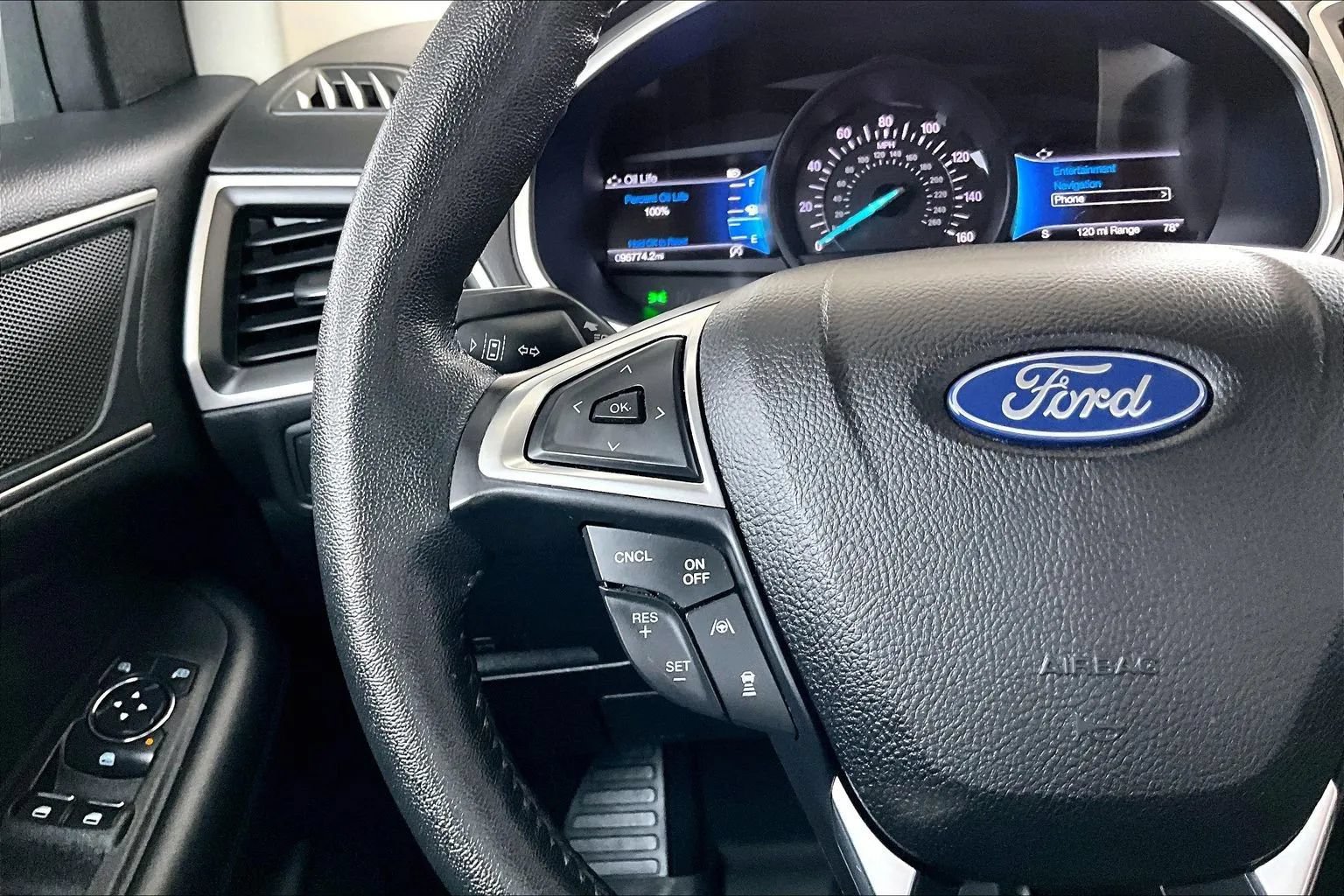 Used 2021 Ford Edge SEL FWD image 10