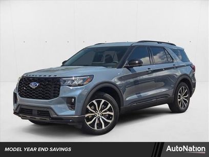 New 2025 Ford Explorer ST-Line w/ Premium Package