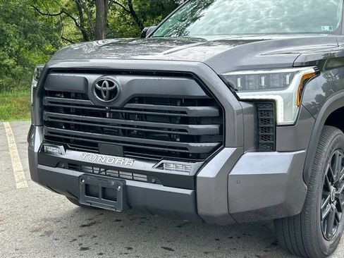 Used 2024 Toyota Tundra Limited AWD/4WD image 9
