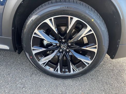 Certified 2024 MAZDA CX-90 Plug-In Hybrid w/ Premium Plus image 9