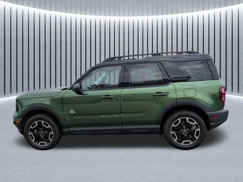 Used 2024 Ford Bronco Sport Outer Banks w/ Tech Package image 10