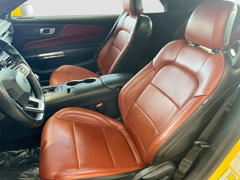 Used 2024 Ford Mustang Premium image 18