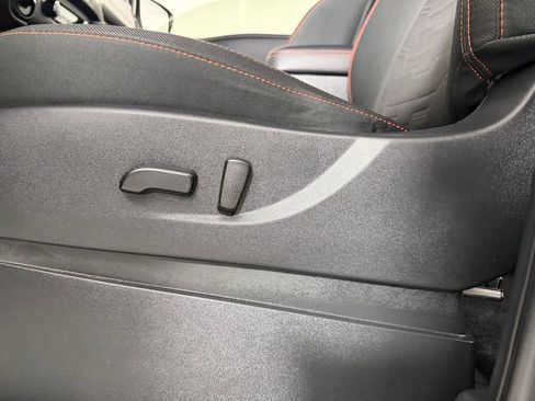 Used 2024 Nissan Frontier PRO-4X w/ Off-Road Protection Package AWD/4WD image 26