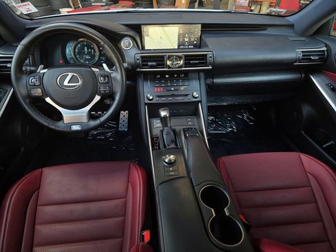 Used 2019 Lexus IS 300 F Sport w/ F Sport Package RWD image 16