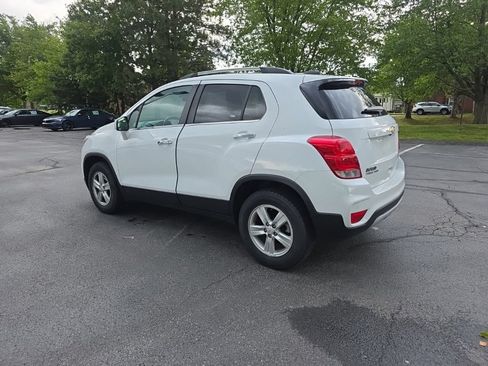 Used 2020 Chevrolet Trax LT w/ Driver Confidence Package AWD/4WD image 6