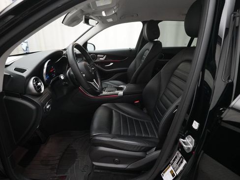 Used 2020 Mercedes-Benz GLC 300 4MATIC image 7
