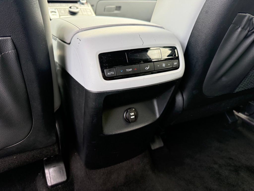 Used 2024 Hyundai Palisade SEL FWD image 30