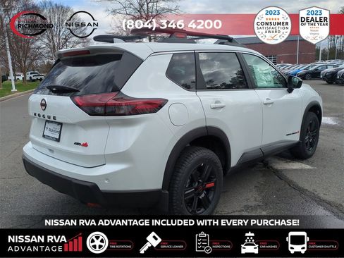 New 2025 Nissan Rogue SV image 5