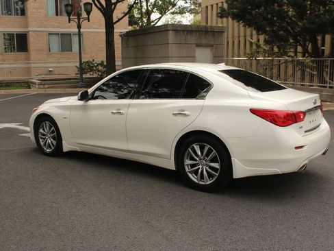 Used 2017 INFINITI Q50 3.0t Premium w/ 3.0T Premium Plus Package AWD/4WD image 6