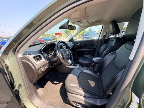 Used 2020 Jeep Compass Latitude w/ Popular Equipment Group AWD/4WD image 20