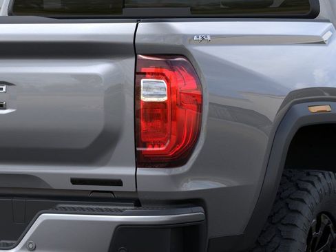New 2026 GMC Canyon Elevation AWD/4WD image 11