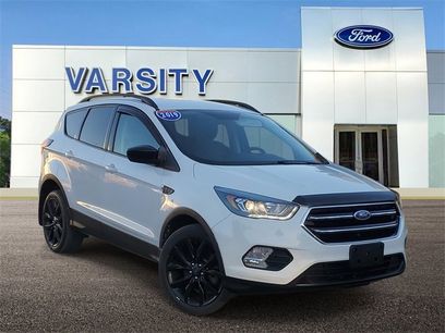 Used 2019 Ford Escape SE w/ SE Sport Appearance Package