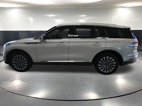 Used 2023 Lincoln Aviator Reserve AWD/4WD image 9