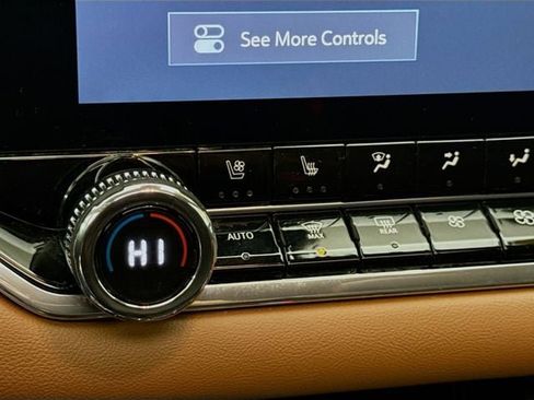 Used 2023 GMC Canyon AT4 w/ AT4 Premium Package image 22